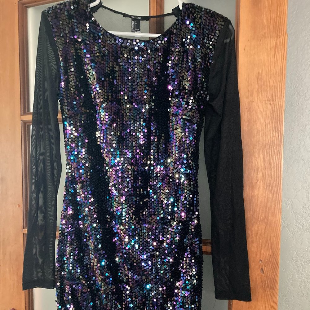 Black shimmery dress